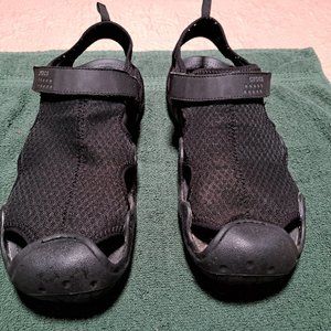 Swiftwater Men Black Crocs